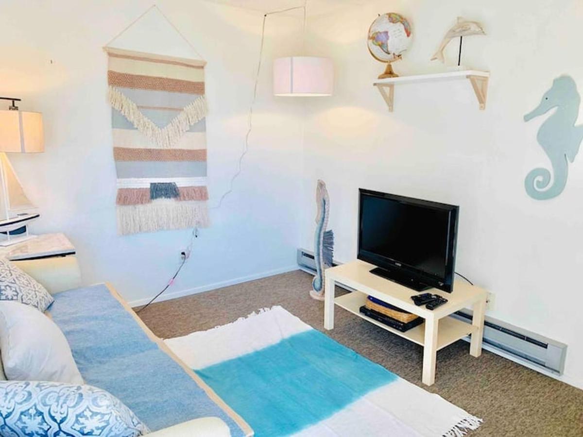 Unique, Convenient, Centrally Located Apartment Kent Eksteriør billede
