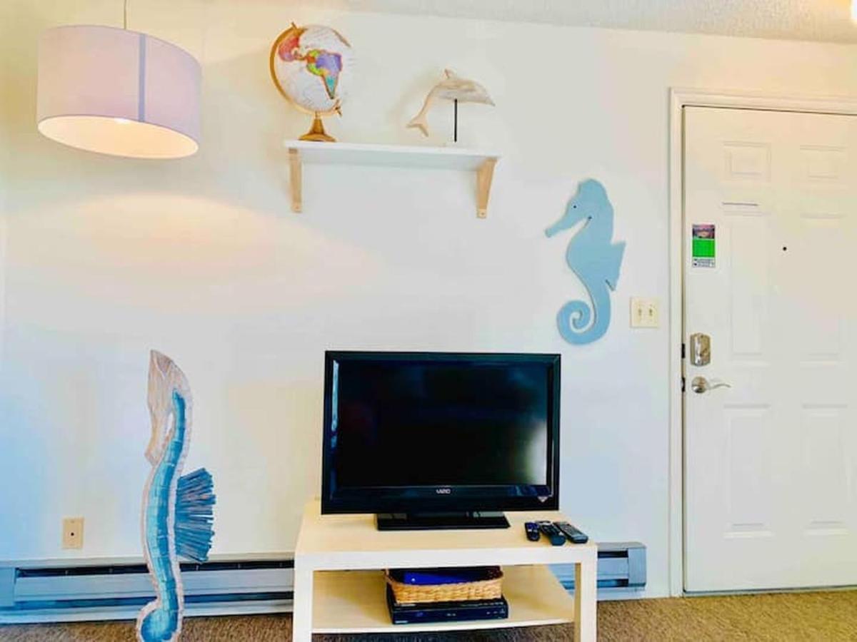 Unique, Convenient, Centrally Located Apartment Kent Eksteriør billede