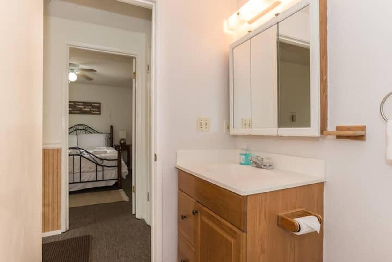 Unique, Convenient, Centrally Located Apartment Kent Eksteriør billede